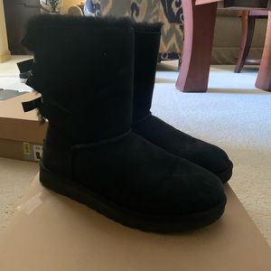 Black bow ugg boots